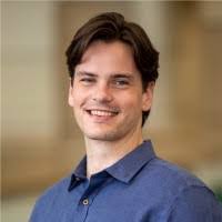 Daniella Gubbay's Instagram, Twitter & Facebook