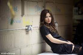 That was over 10 years ago in 2010. Anna Friel Fan Page On Instagram London Boulevard 2010 Anna Annafriel Friel Hq Photo Anna Friel Gorgeous Girls Celebrity Wallpapers