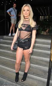 Marouane Fellaini sends Love Island star flirty messages| All Football