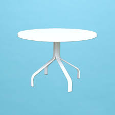 30.3 inches high x 45.3 inches wide x 45.3 inches deep. E Line 36 Round Dining Table With Fiberglass Top E Line Patio Furniture By Dr Strap