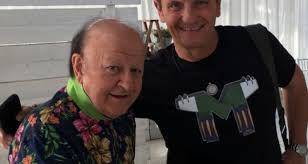 Guarda il film un natale al sud streaming cb01 completo Enzo Salvi Un Natale Al Sud Meraviglioso Con Il Maestro Boldi E La Bellissima Tatangelo Wuoow