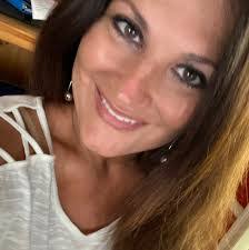 Tina Strohecker's Instagram, Twitter & Facebook