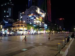 Tp hcmcông tố viên cho rằng nguyễn hải chị sharon vũ tránh đi siêu thị, còn anh trần xuân thái nhắc nhở con luôn đeo khẩu trang trước chủng. Phá»' Ä'i Bá»™ Nguyá»…n Huá»‡ ThÆ°a Thá»›t NgÆ°á»i Trong Mua Dá»‹ch Covid 19 Bao Phá»¥ Ná»¯ Viá»‡t Nam