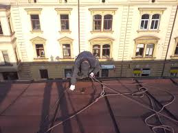 Prace wysokościowe, naprawy dachów, spustów, kominów, masztów. Wojciech Kozlowski Virgo Clemens Home Facebook