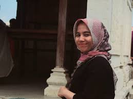 Pertanyaan tersebut merupakan soal tema 7 kelas 5 sd/mi halaman 73, buku tematik terpadu kurikulum 2013 edisi revisi 2017. Devy Ernis Maju Tak Gentar Membela Yang Benar Bisniswisata