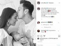 Mandy grace capristo son zamanlarda türk asıllı arsenal oyuncusu mesut özil ile aşk yaşadığı söylentilerine karışan alman ünlü biri. Amine Gulse Haberleri Ve Amine Gulse Videolari Fotolari Hakkinda Guncel Gelismeler