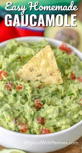 We Love Enjoying This Easy Restaurant Style Guacamole Recipe With Nachos And Tacos It S Guacamole Recipe Easy Best Guacamole Recipe Authentic Guacamole Recipe