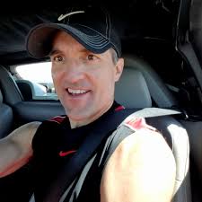 For those of you who don't know me (everyone except Richard and Cheryl). My  name is Vincent. I have had two shoulder surgeries in my right shoulder.  After the first it was