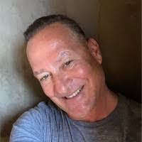 Daryl Hoss's Instagram, Twitter & Facebook