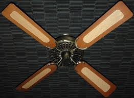 I'm finally trying to catch up on posting some of my pictures from fan fair. Vintage Hunter Ceiling Fan Olde Tyme Cast Iron Model 22450 With Cane Blades Hunter Ceiling Fans Vintage Fans Ceiling Fan