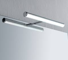 Lampada led grenelle con struttura cromo in abs e finitura lucida. Luce Da Specchio Bagno A Led Irene S3 Mit Design Store