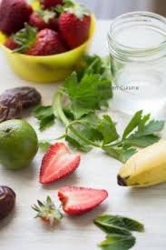 Smoothie A La Fraise Mais Pas Que Recette Smoothie A La Fraise Alimentation Smoothie Fraise