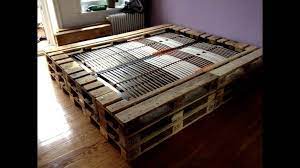 Double Bed Made Of Europallets Double Europallets Bett Aus Paletten Europaletten Bett Bett Selber Bauen In 3 stunden ein bett aus europaletten bauen baubeaver. bett aus paletten europaletten bett