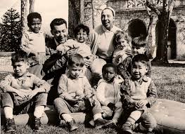 Photo by hulton archive/getty images. Josephine Baker Et Quelques Uns De Ses Enfants C Archives Chateau Des Milandes Christopheloiron