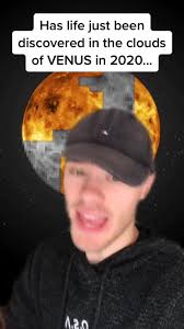 Flight Lives in Venus