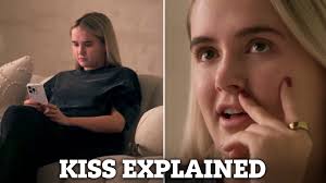 Molly-Mae Hague takes private jet to Disneyland Paris as she celebrates her  26th birthday