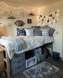 40 Belles Chambres Avec De Grandes Idees Pour Voler Dorm Room Designs College Dorm Room Decor Cool Dorm Rooms