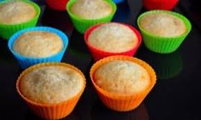Kleine Kuchen Rezepte Fur Kleine Backformen Hausgemachte Muffins Lebensmittel Essen Kuchen Rezepte