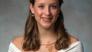 Opelousas garden club accepts 16 debutantes