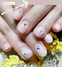 instagram 上的莎豐 美甲 花系列美甲flower nails 美甲 美甲課程 美甲推薦 美甲美睫 美甲店 美甲光療 大同區美甲 ネイル ネイルケア ネイルチップ セルフネイル