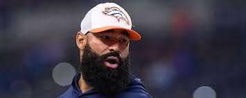 Juan Woods's Instagram, Twitter & Facebook