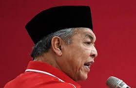 On 1 october 2011, his mother, tuminah abdul jalil, died of a stroke and. Cfenm6tx2i2cm