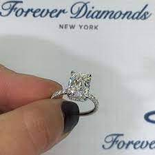 Stop By Forever Diamonds Ny And Let Us Design This Style Dengr01306 To Accommodate Any S Beautiful Engagement Rings Forever Diamonds Ny Heart Engagement Rings
