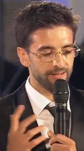 Muchas felicidades honor a quien honor merecen