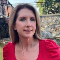 Amanda Rath's Instagram, Twitter & Facebook