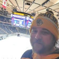 Jessica Fields (@jessmariefields)