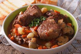 Bourguignon A La Biere Blonde Recette Recette Bourguignon Recette Boeuf Bourguignon Recettes De Cuisine