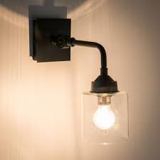 Wandlamp Van Glas En Zwart Metaal Maisons Du Monde Appliques En Verre Eclairage Mural Metal Noir