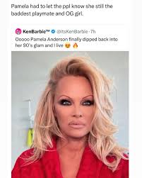 She's beautiful with and without the full beat but I love seeing the  legendary Pam Anderson reminding us of who's the BADDEST