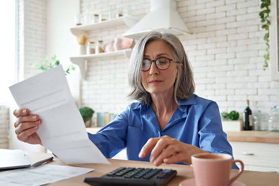Less than 50% women feel 'financially independent': Expert tips for getting on top of your money