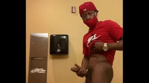 Eddiebigd jerking and bust a fat nut | bokeptube