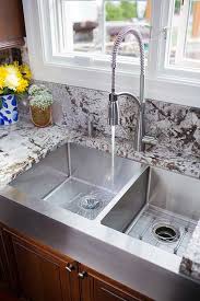 Elkay Crosstown Is The Ultimate Mix Of Beauty Function And Modern Design Tight Corners Provide Mor Kitchen Design Cottage Kitchen Design Kitchen Sink Remodel