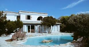 Eines Unserer Schmuckstucke In Villasimius Auf Sardinien Das Ferienhaus Casa Stella Ferienhaus Italien Ferienhaus Sardinien Ferienwohnung Sardinien