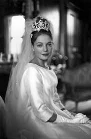 Spitze & tüll erröten hochzeitskleid, prinzessin brautkleid mit bestickten zug, einzigartige hochzeitskleid isida. 320 Adel Ideen In 2021 Royale Hochzeiten Hochzeit Konigliche Hochzeit