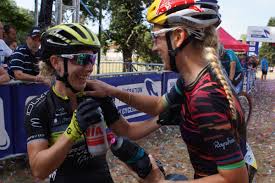 Find the perfect pauline ferrand prévot stock photos and editorial news pictures from getty images. Vtt France 2018 Samedi Apres Midi Les Espoirs Hommes Dames Et Elites Feminines Entrent Dans La Competition Voix Du Jura