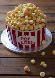 Gateau Boite De Pop Corn Fashion Cooking Recette Gateaux Fous Gateau Decorations De Gateaux