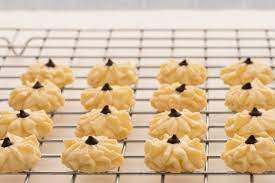 Resipi biskut jahe tradisional lama yang baik untuk salah satu biskut kegemaran britain. Resepi Semperit Susu