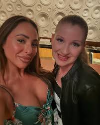 ⚾️❤️🌷🤍🇺🇸Feels like Spring!! #Cardinals Opening Day may not have brought  a win yesterday, but Adam Wainwright sure did with his performance of the  National anthem! Who knew he was such a talented