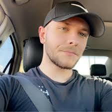 Joshua Yates's Instagram, Twitter & Facebook