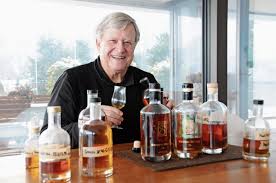 The whisky is batched and bottled without chill filtration at 46% abv. Prominenter Hergiswiler Will Die Whisky Industrie Aufmischen