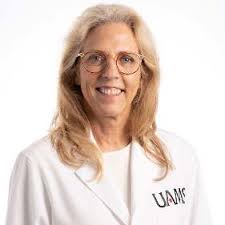 Congratulations to our 10th Annual College of Medicine Dean's Honor Award  Winners!