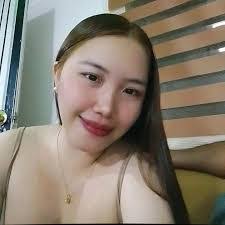 Ann Dano's Instagram, Twitter & Facebook