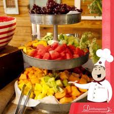 Boquitas Saladas Y Dulces Dips Bocadillos Y Entremeses Todo Un Variado Menu Para Los Paladare Reception Food Wedding Reception Food Summer Wedding Outdoor