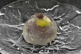 小倉 夢桜 yume oguraさんはinstagramを利用しています look at this sweets this is a traditional kyoto sweets called kawa hikari wagashi japanese sweets sweets