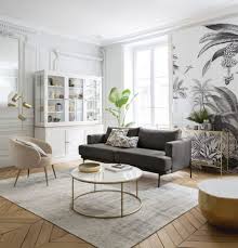 Coffee table is smooth and cool with a subtle silvery glint of crystallization. Gold Iron And White Marble Round Coffee Table Izmir Maisons Du Monde