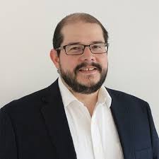 Quieres lanzar una aplicación móvil o un comercio electrónico? Luis Treviño  de WebPoint nos comparte estos útiles consejos.